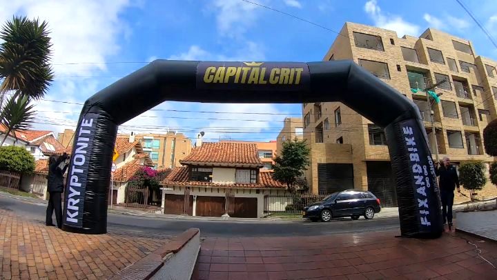 Arco inflable para evento deportivo